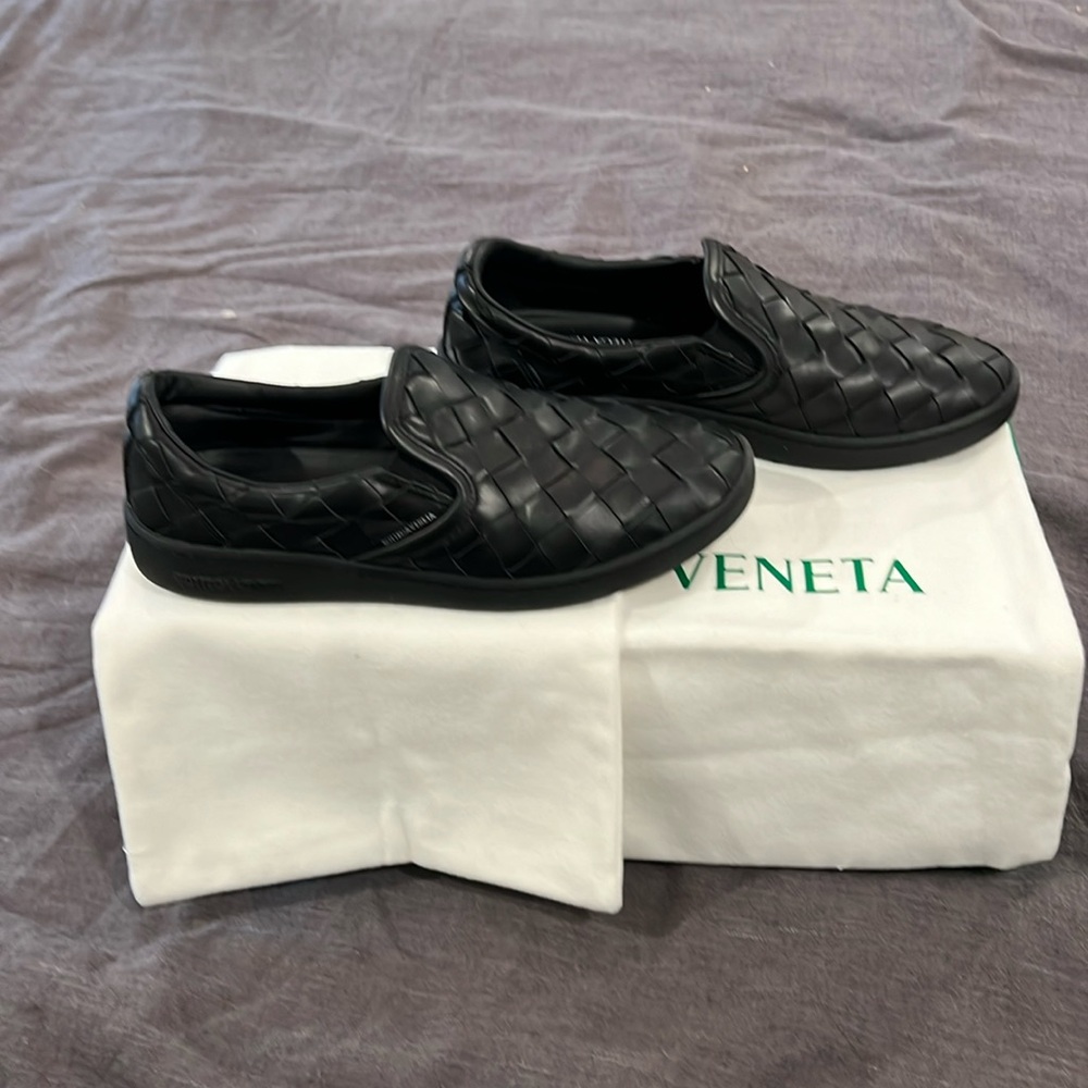 Bottega Veneta Women’s Sawyer Sneaker, Black, size 7 (37)